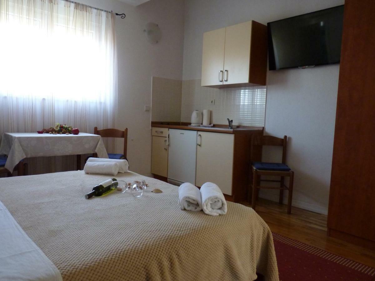 Apartments Bombonin Makarska Exterior foto